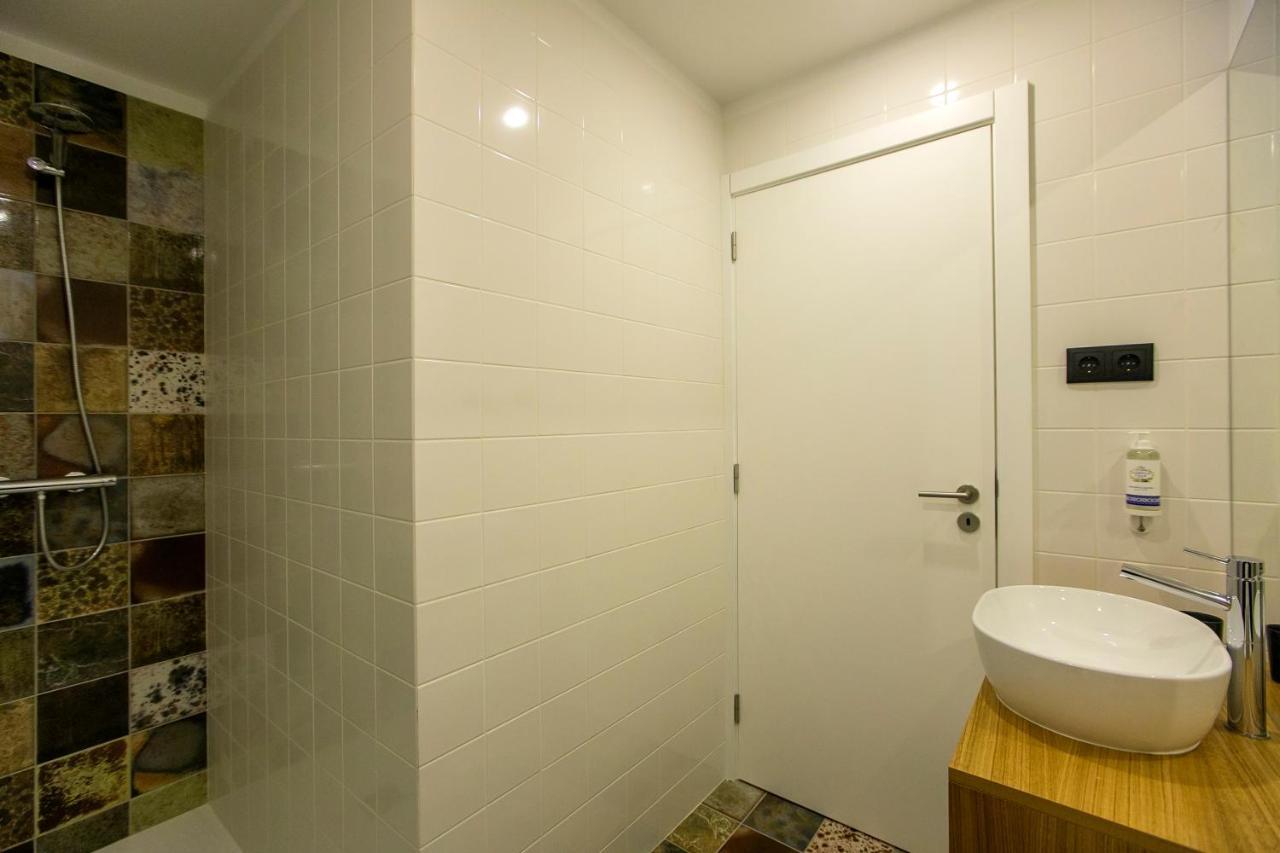 Charming Studio In Historic Downtown Porto Kültér fotó